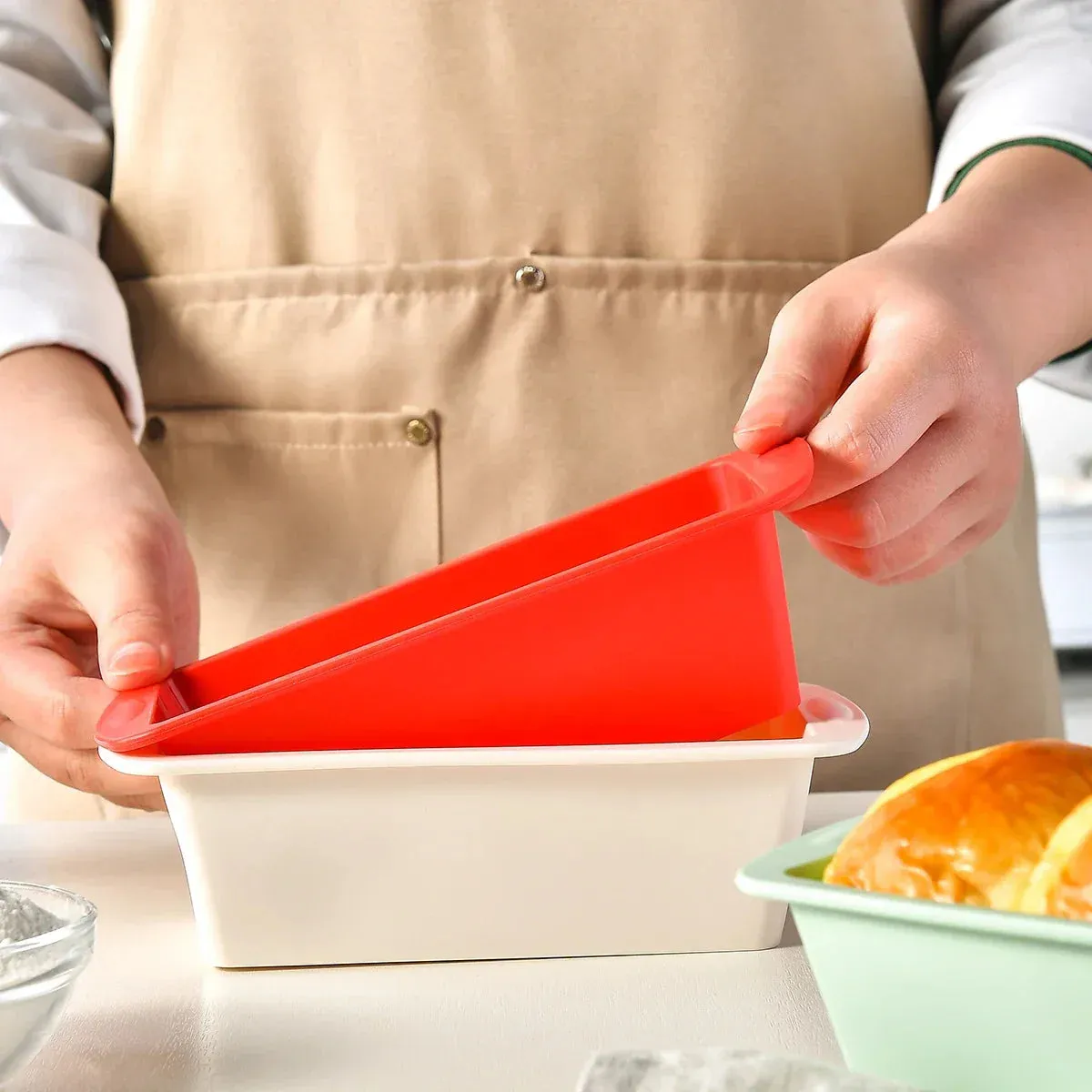 4 Piece Silicone Easter Bread Mold Set For Diy Baking