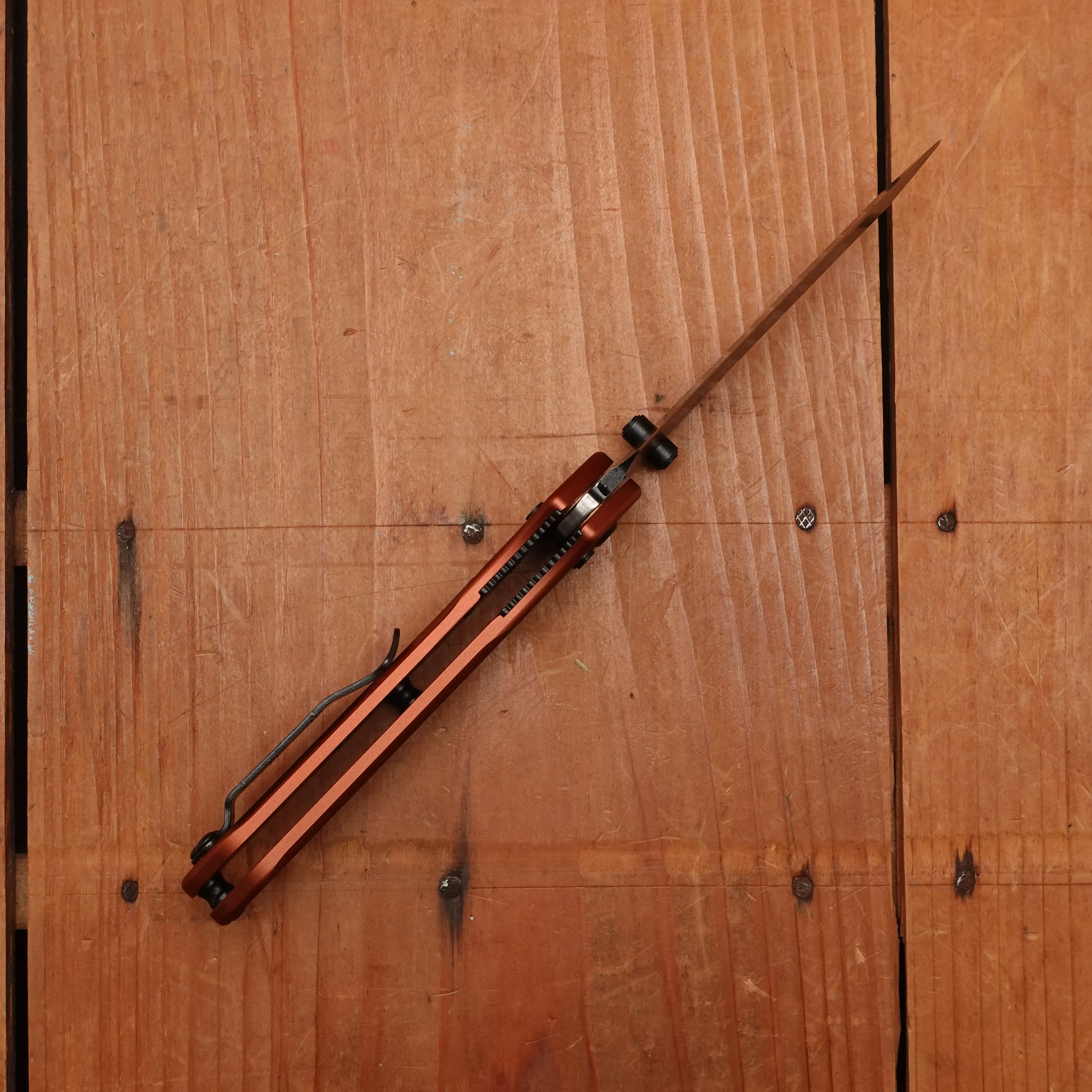 Benchmade 945BK-03 Mini Osborne Reverse Tanto CPM-S30V AXIS Lock Burnt Copper Aluminum Handle