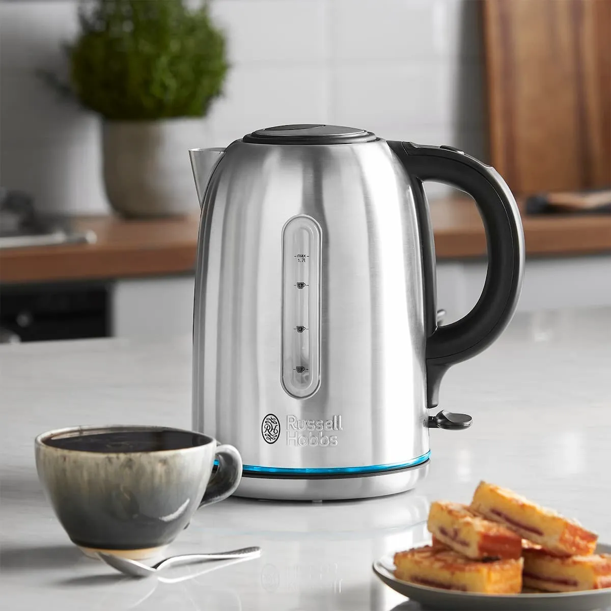Russell Hobbs Quiet Boil Kettle - Brushed Steel 20460